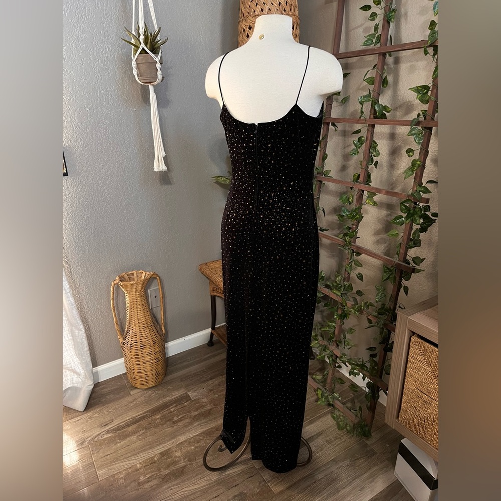 Betsy & Adam Vintage Black Velvet Jeweled Sparkle Maxi Dress Formal Evening Gown - Picture 6 of 17